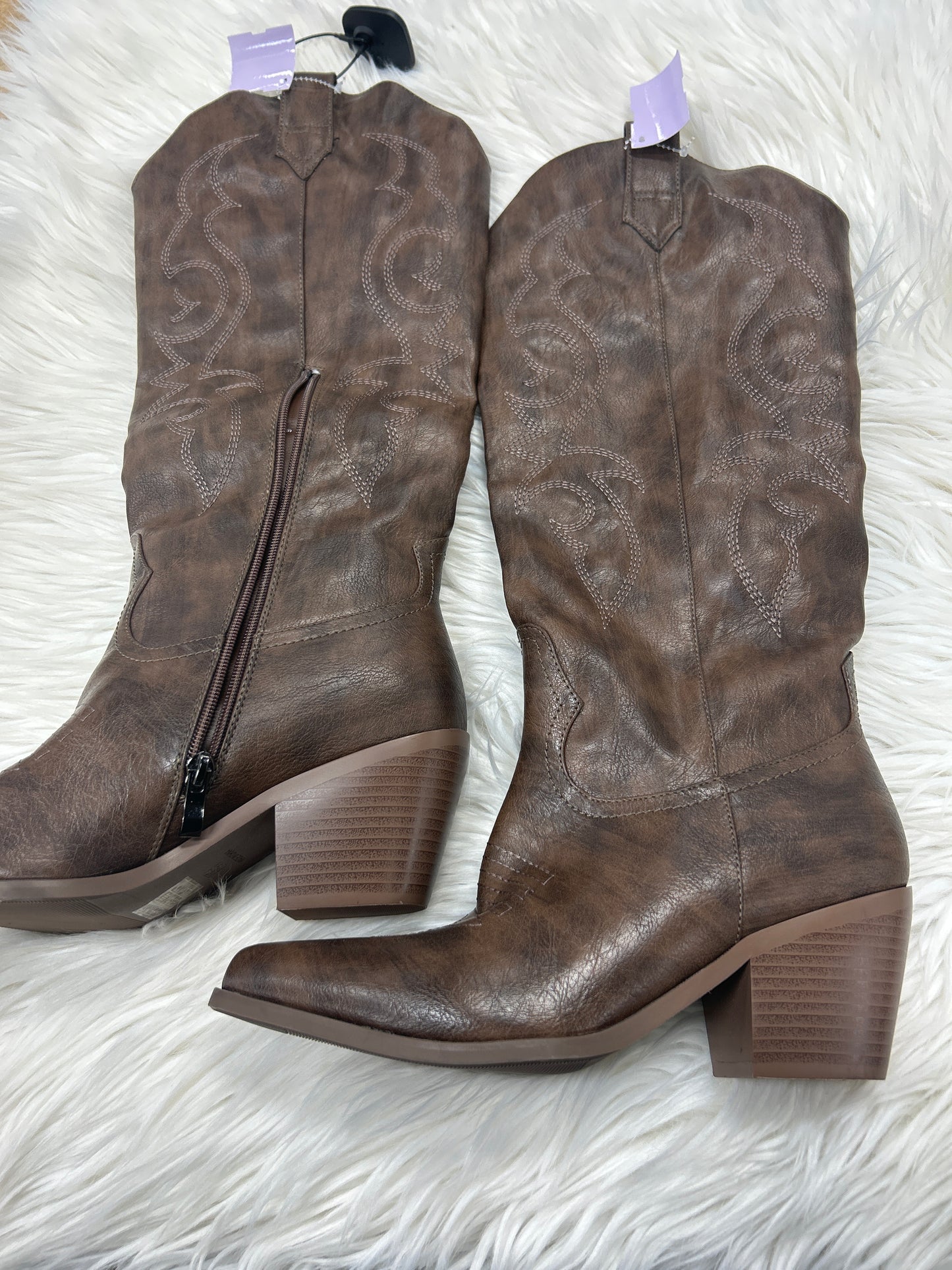 Boots Western By Clothes Mentor In Brown, Size:9
