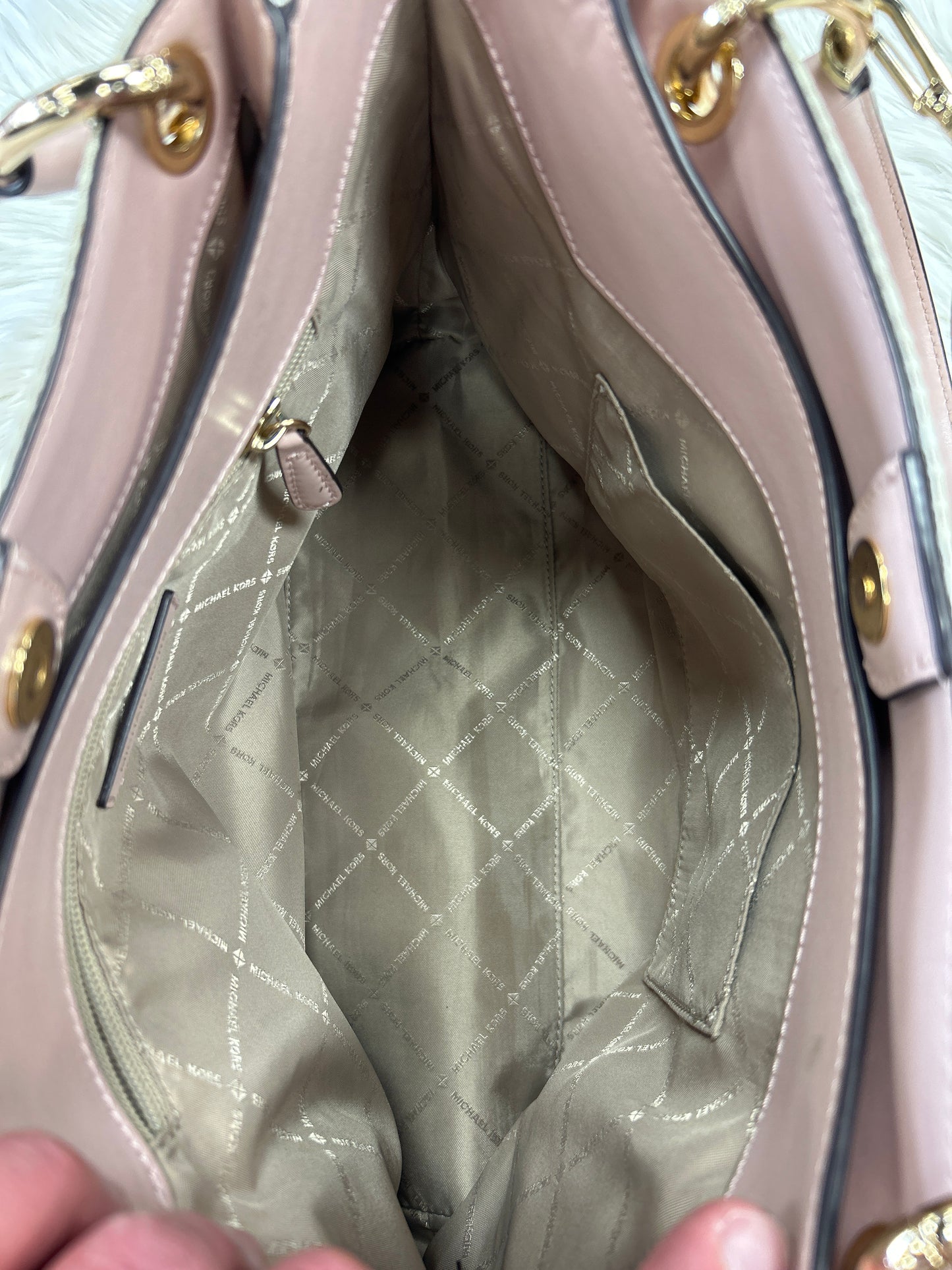 Handbag Designer By Michael Kors In Pink & White, Size:Large
