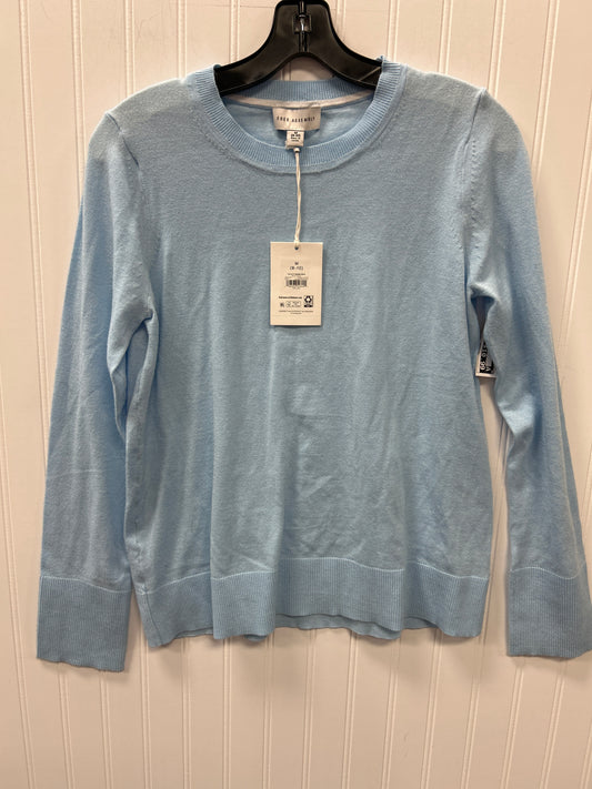 Top Ls By Free Assembly In Blue, Size:M