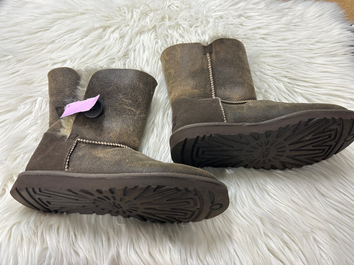 Boots Designer By Ugg In Taupe, Size:9 NEW