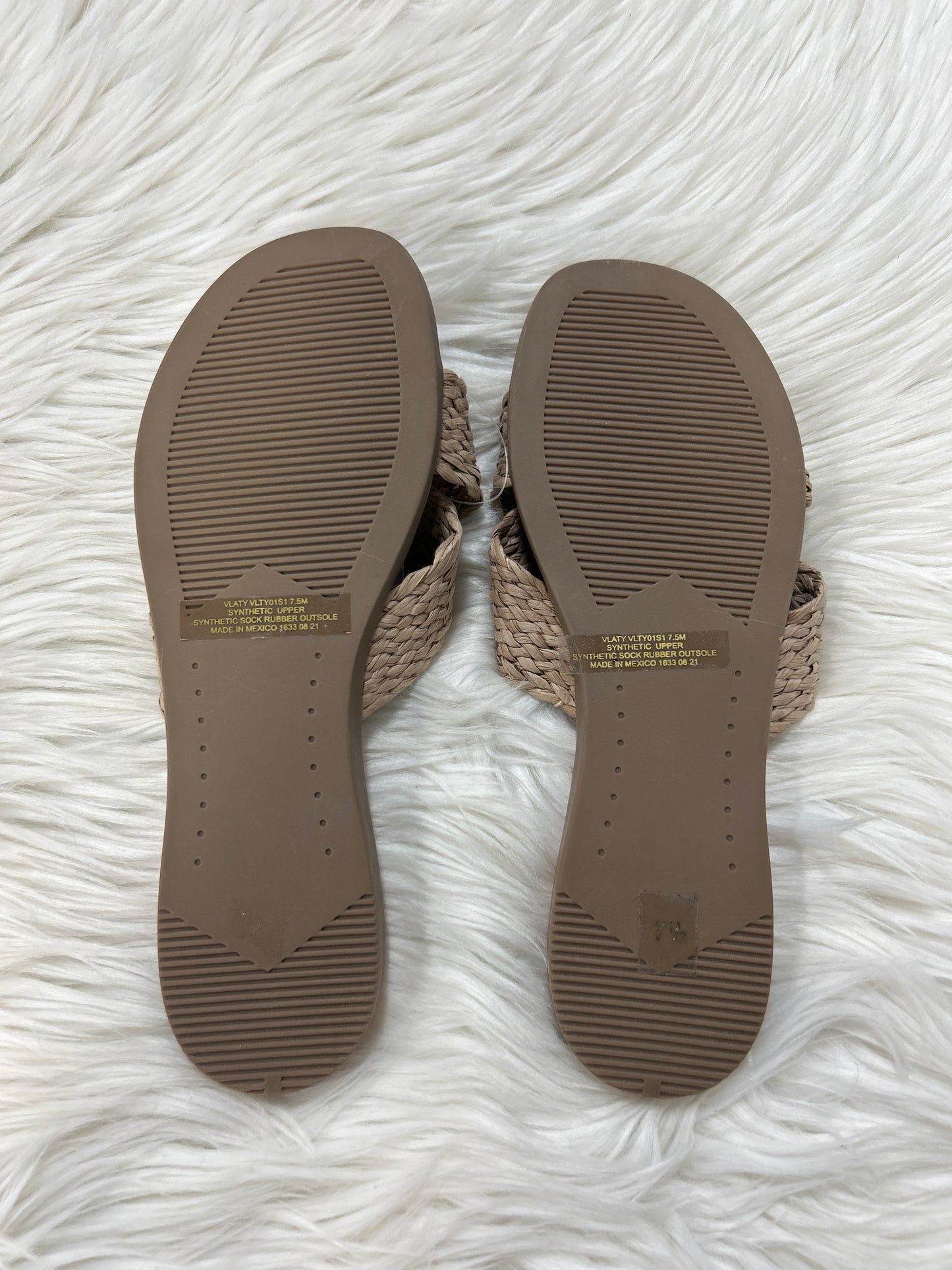 Sandals Flats By Steve Madden In Tan, Size:7.5