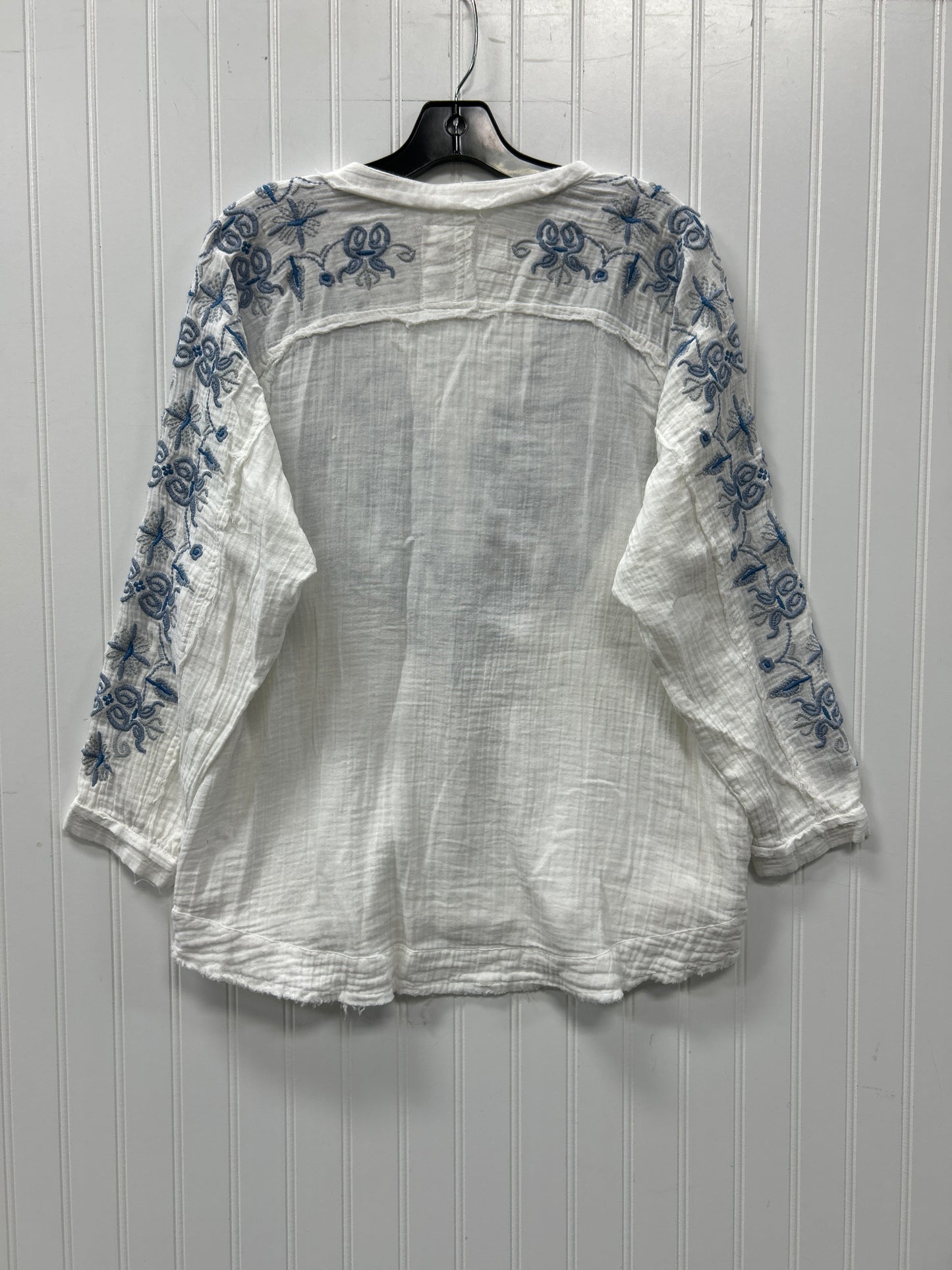 Top Ls By Cmc In White, Size:Xs