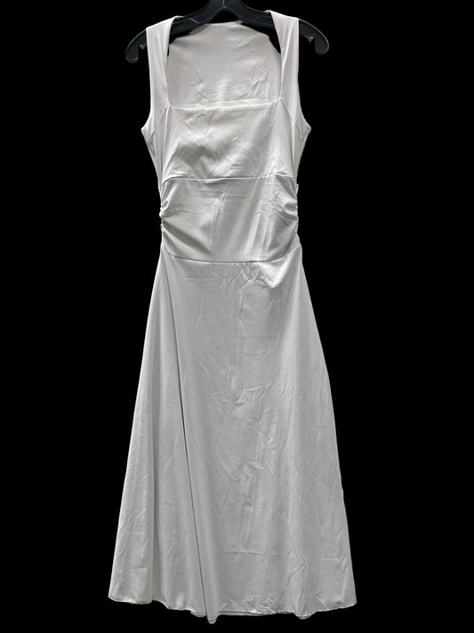 Dress Casual Maxi By Clothes Mentor In White, Size:L