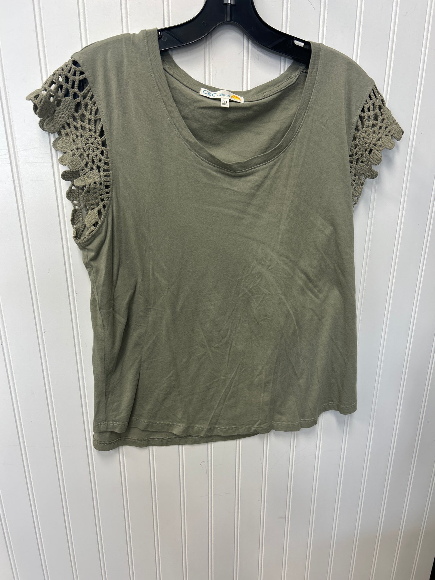 Top Sleeveless By C And C In Green, Size:M