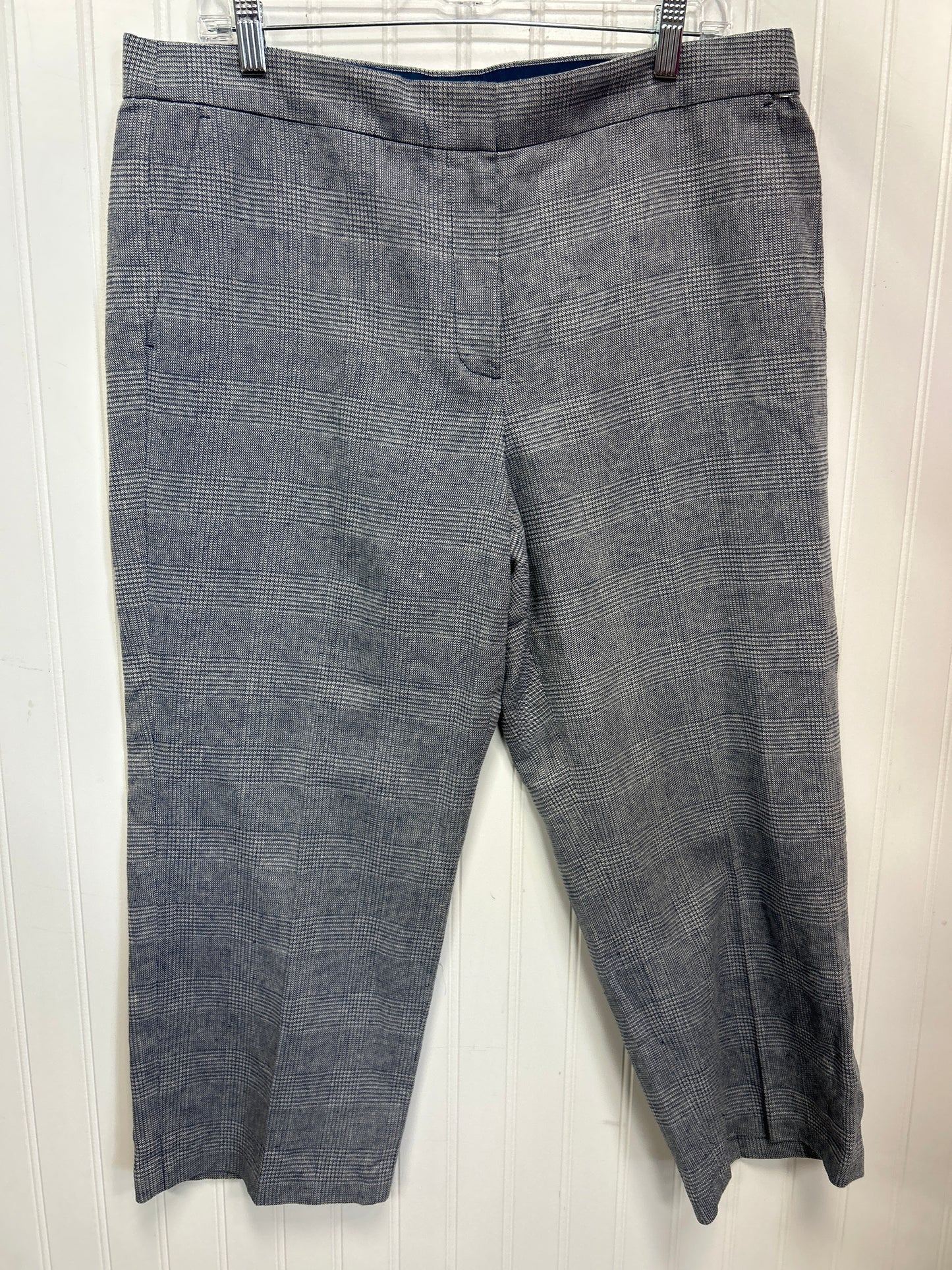 Capris By J. Crew In Grey, Size:14