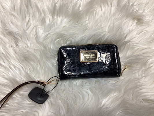 Wristlet By Michael By Michael Kors In Black, Size:Medium