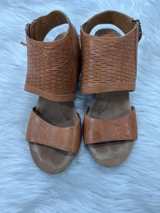 Sandals Heels Block By Sofft In Brown, Size:7