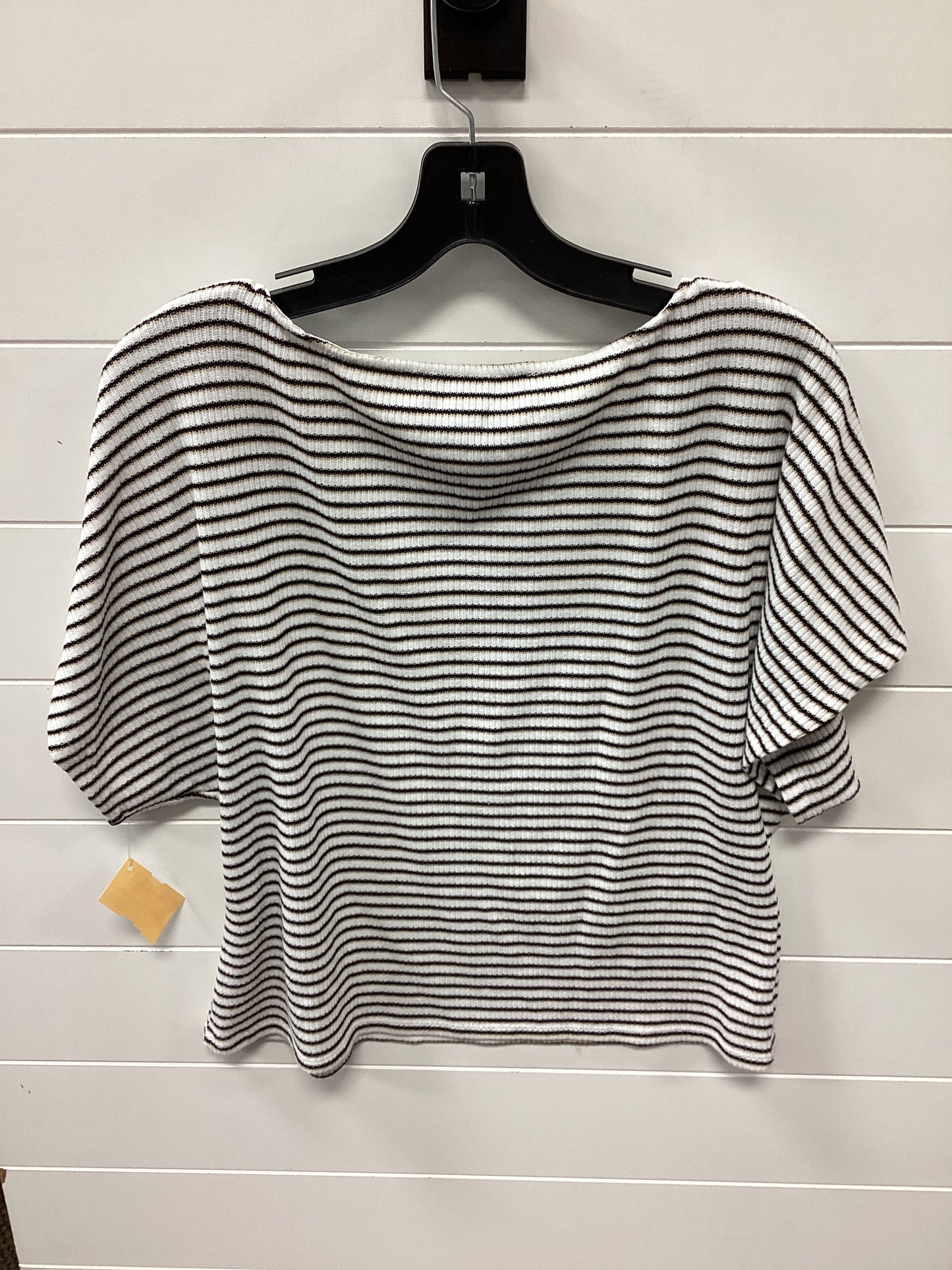 Top Ss By White House Black Market In Black & Cream, Size:L