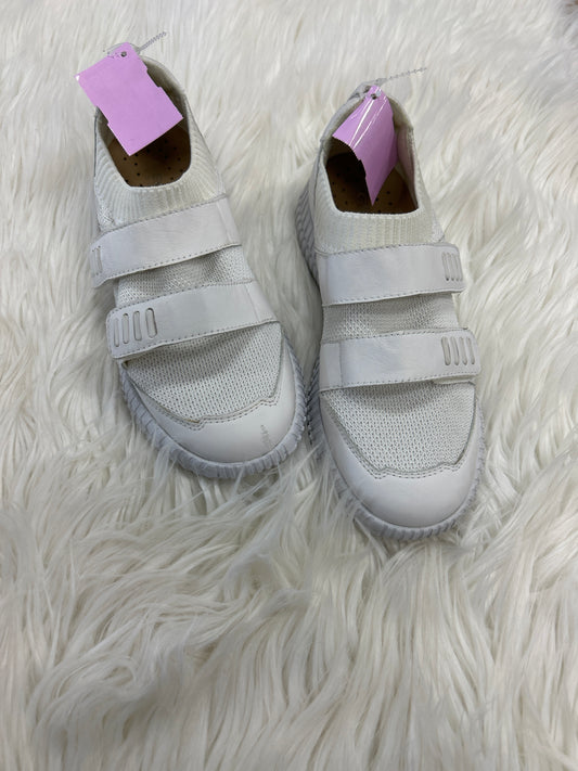 Shoes Sneakers By Geox Shoes In White, Size:5