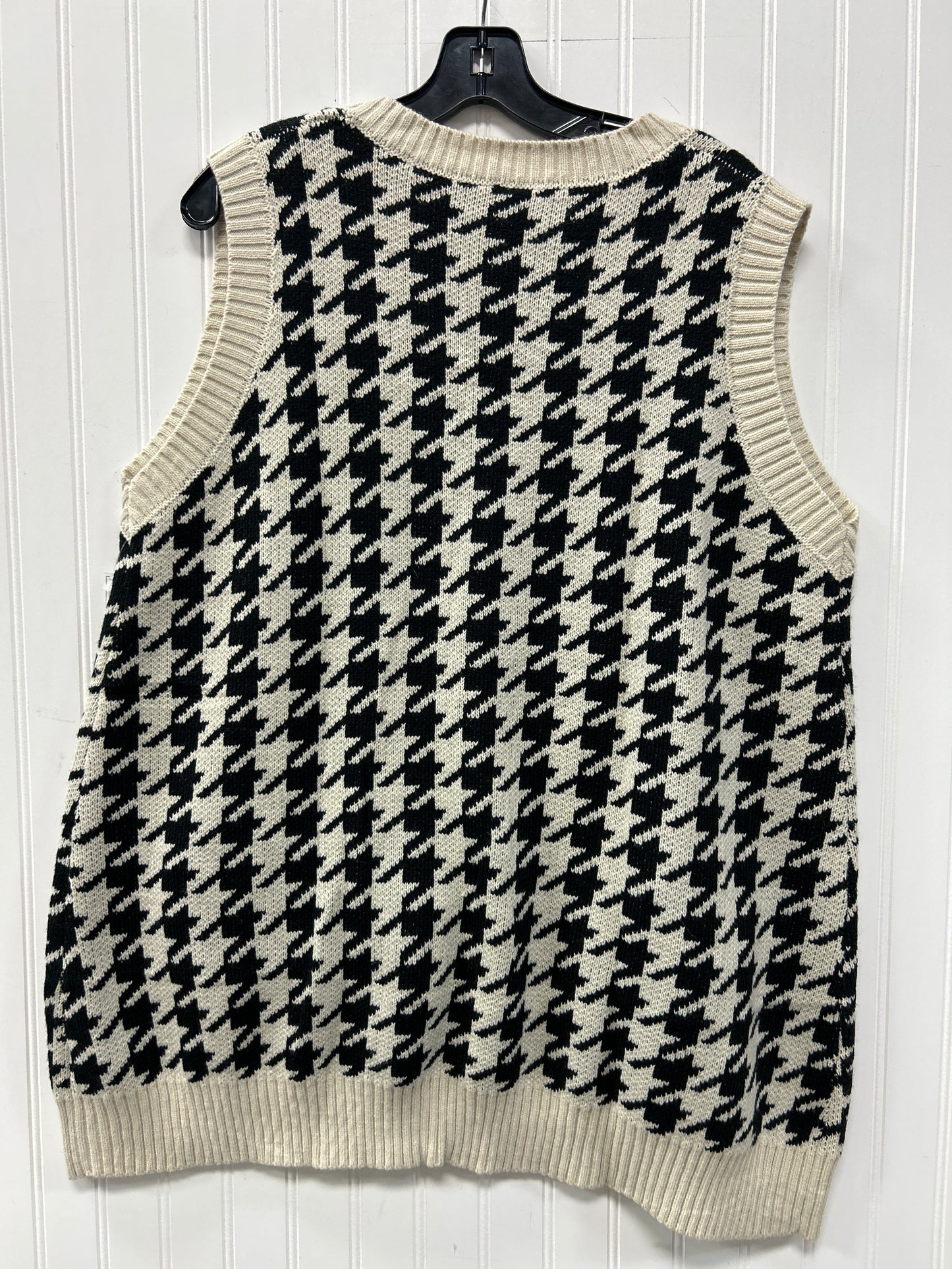 Dress Sweater By Clothes Mentor In Black & Cream, Size:Xl