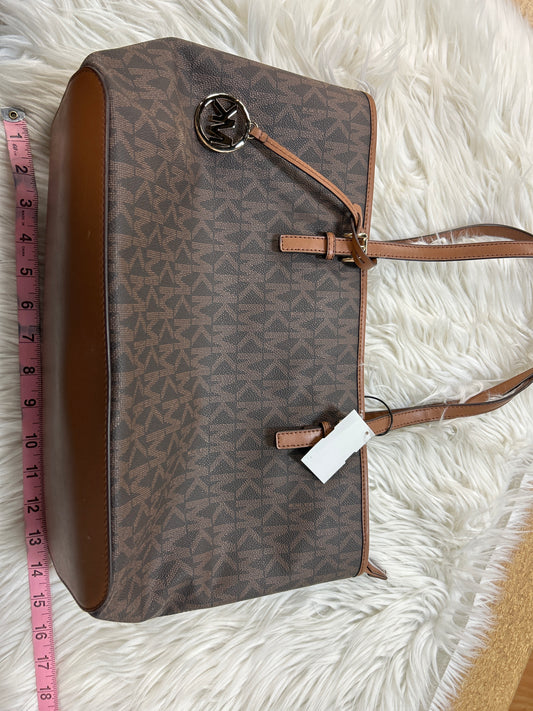 Handbag Designer By Michael Kors In Brown, Size:Large