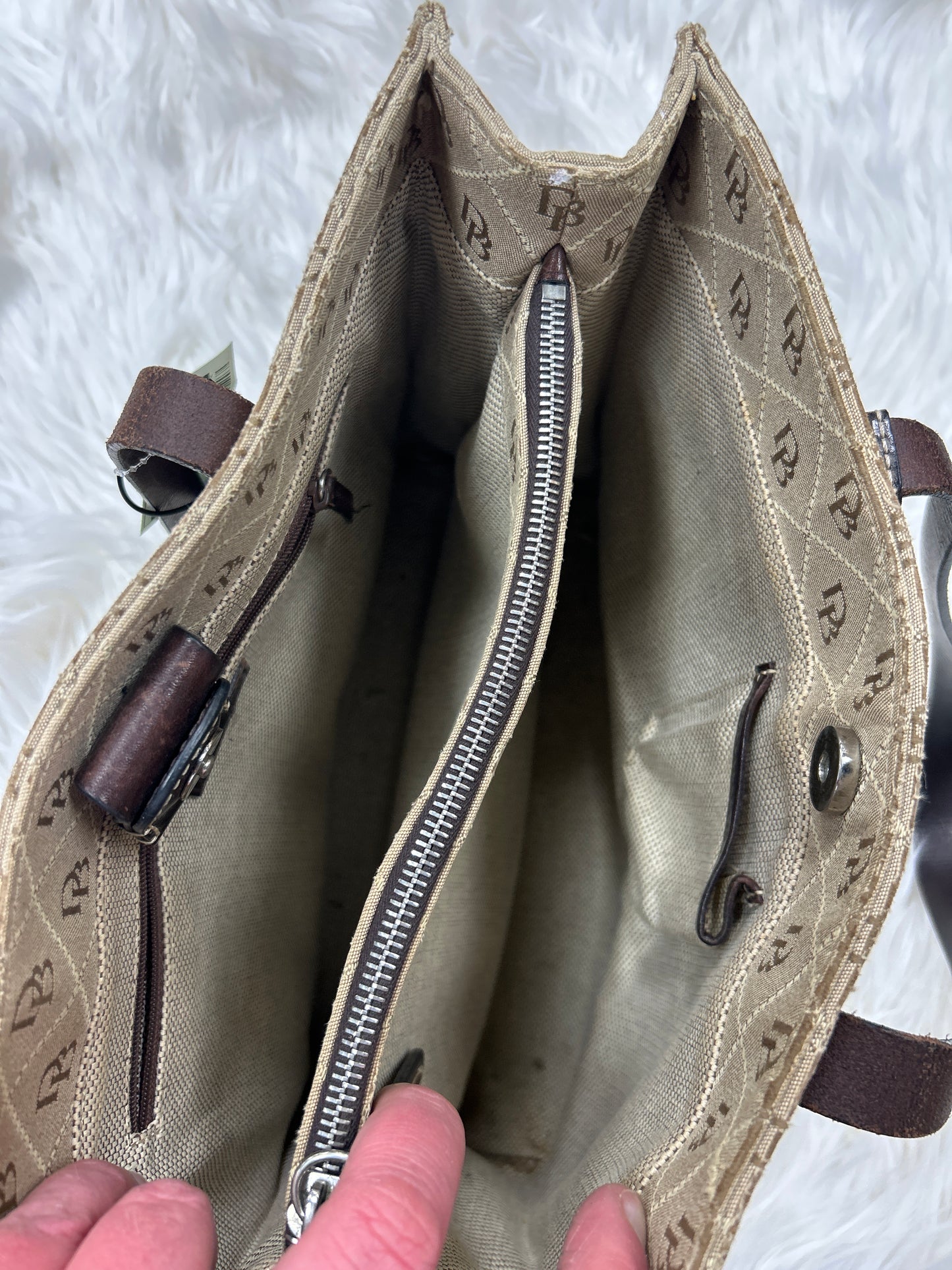 Handbag Designer By Dooney And Bourke In Brown, Size:Large