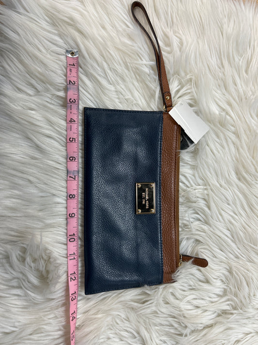 Clutch Designer By Michael Kors In Blue, Size:Small