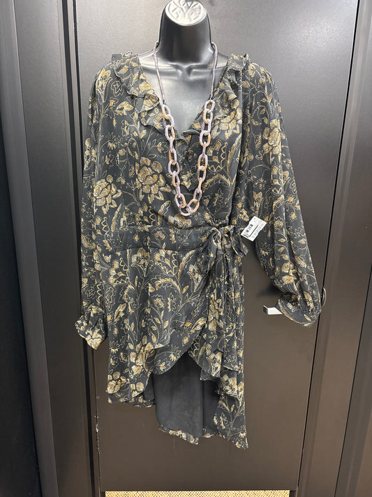 Dress Casual Short By Torrid In Black & Gold, Size:3