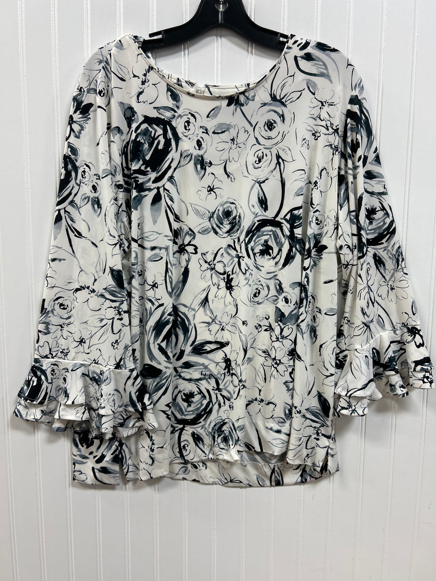 Top Ls By Karl Lagerfeld In Black & White, Size:1X