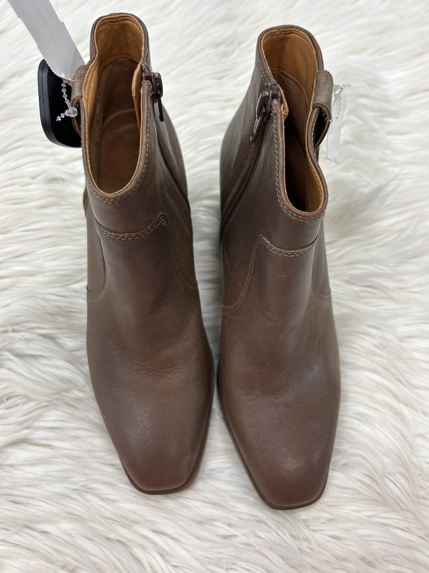 Boots Ankle Flats By Vionic In Brown, Size:7