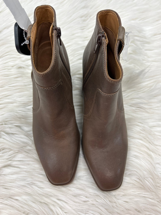 Boots Ankle Flats By Vionic In Brown, Size:7