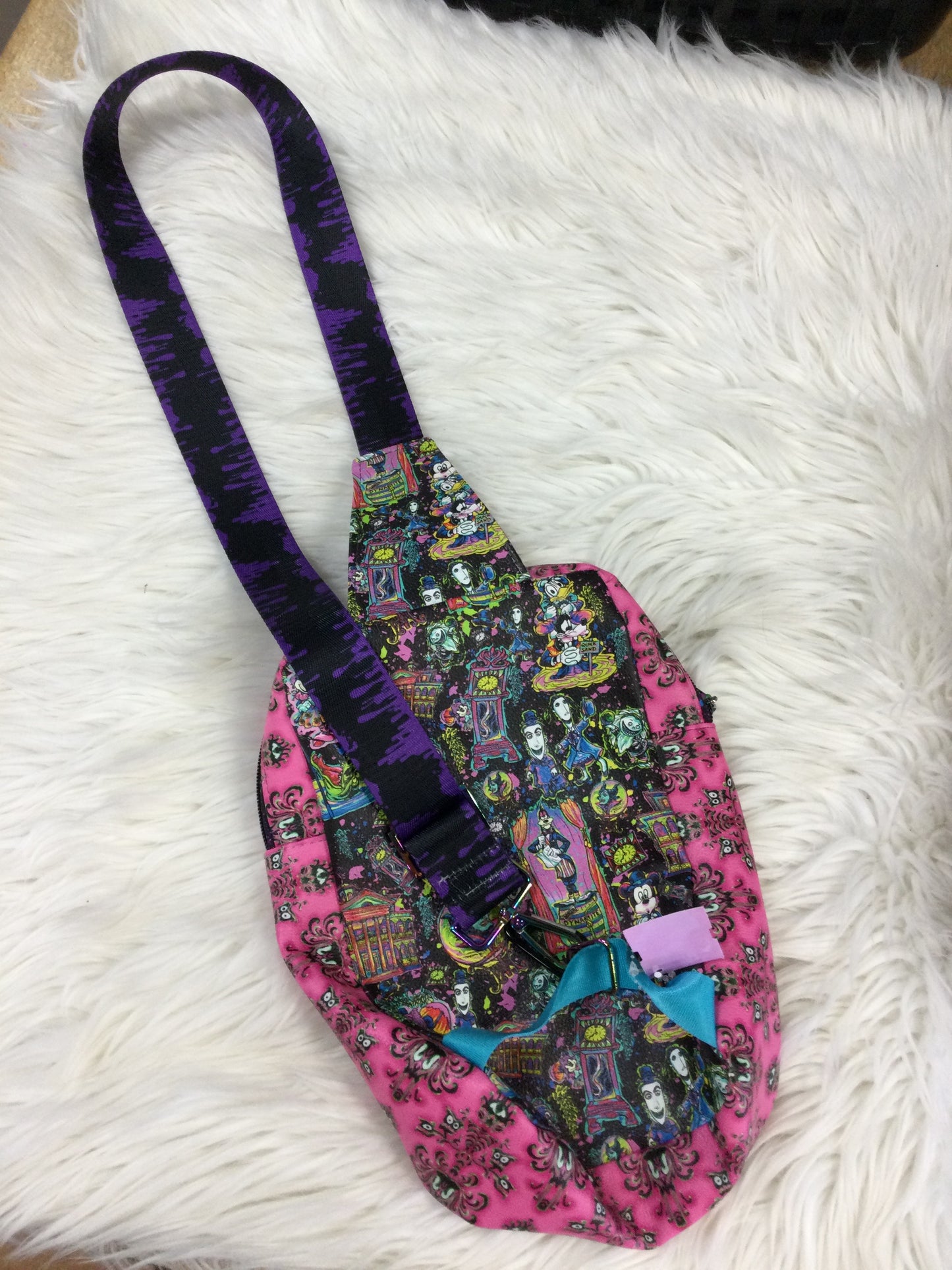 Backpack By Discreet Wear In Multi, Size:Medium