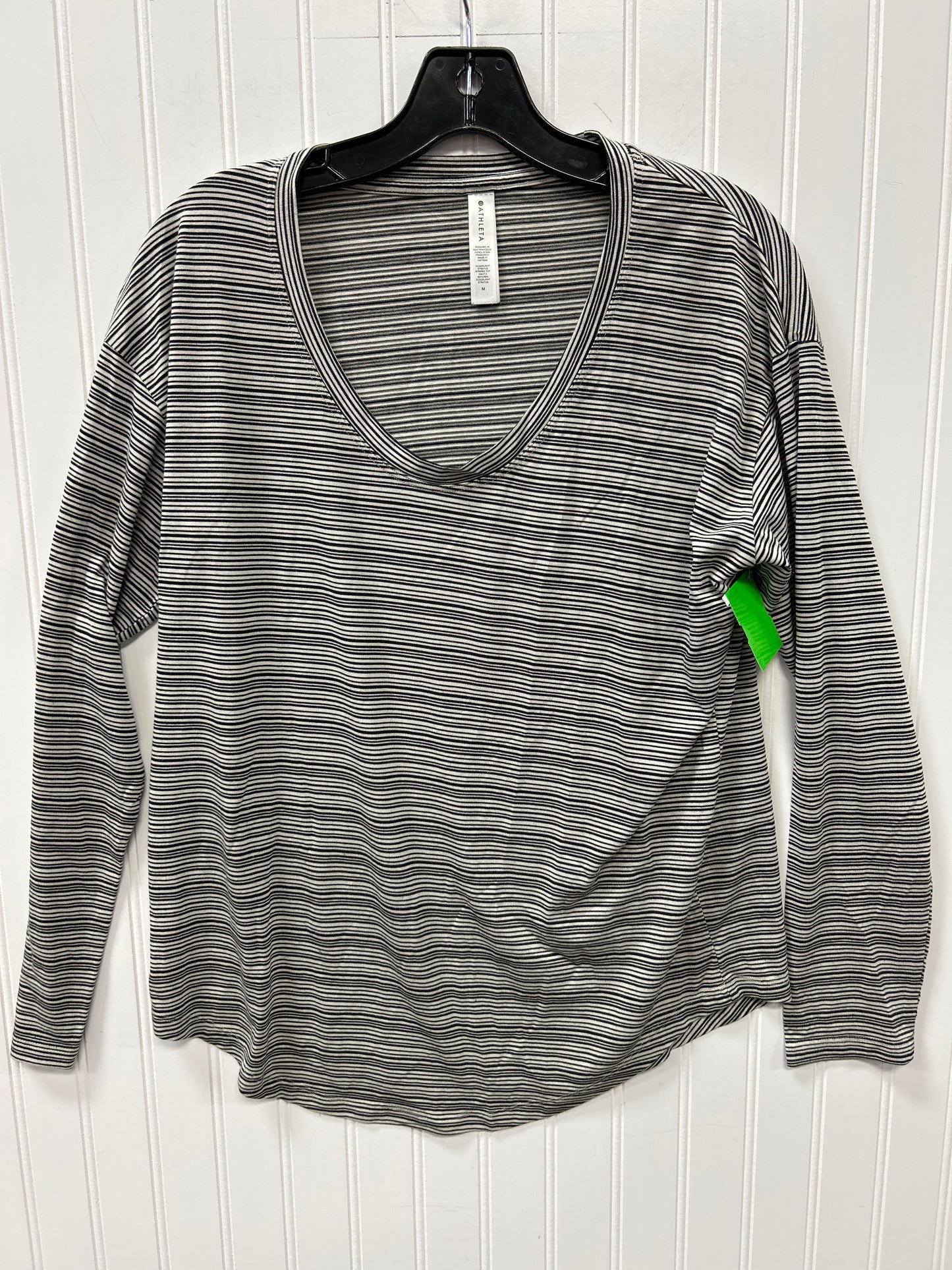 Athletic Top Ls Crewneck By Athleta In Black & Cream, Size:M