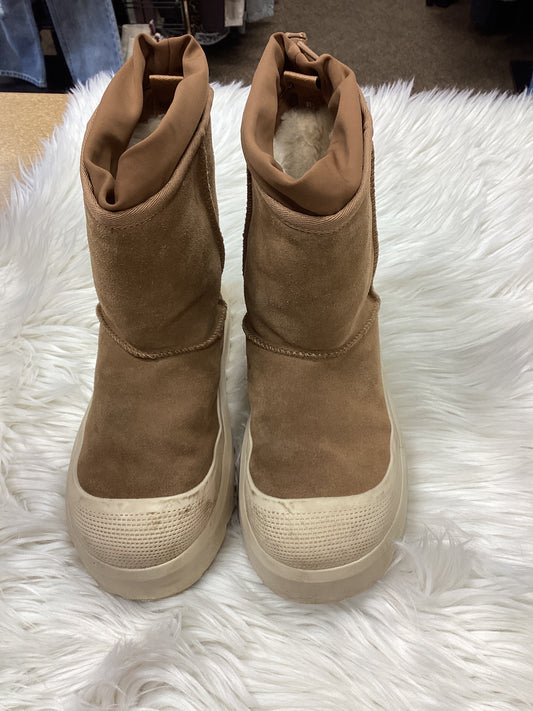Boots Designer By Ugg In Tan, Size:7