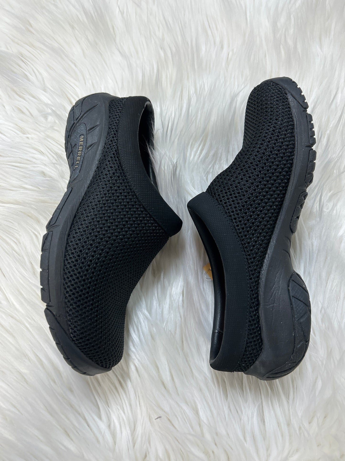 Shoes Flats By Merrell In Black, Size:7.5