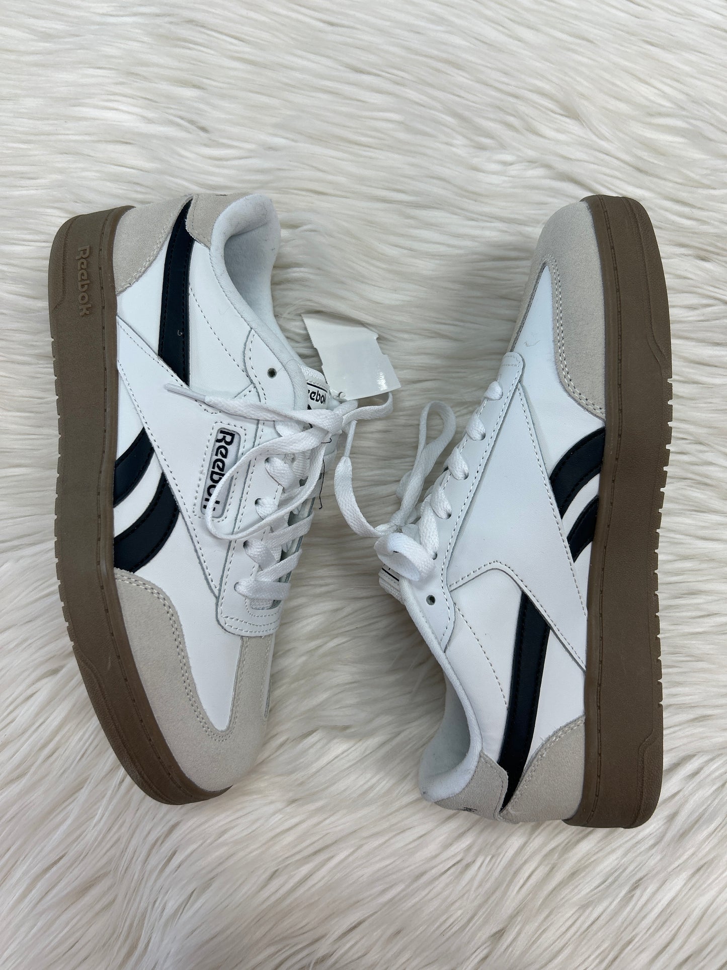 Shoes Sneakers By Reebok In Cream, Size:9