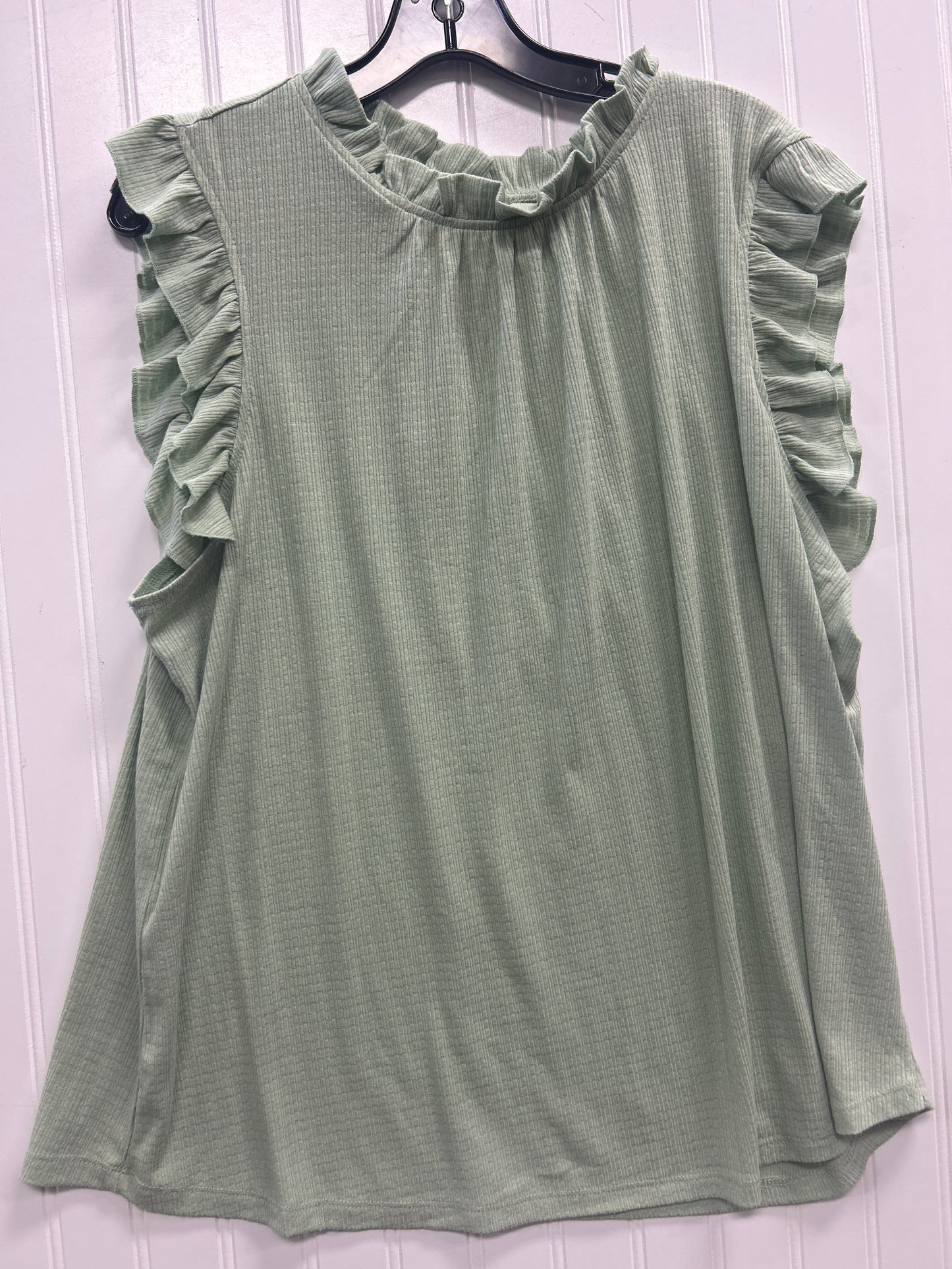 Top Sleeveless By Cmc In Green, Size:1X