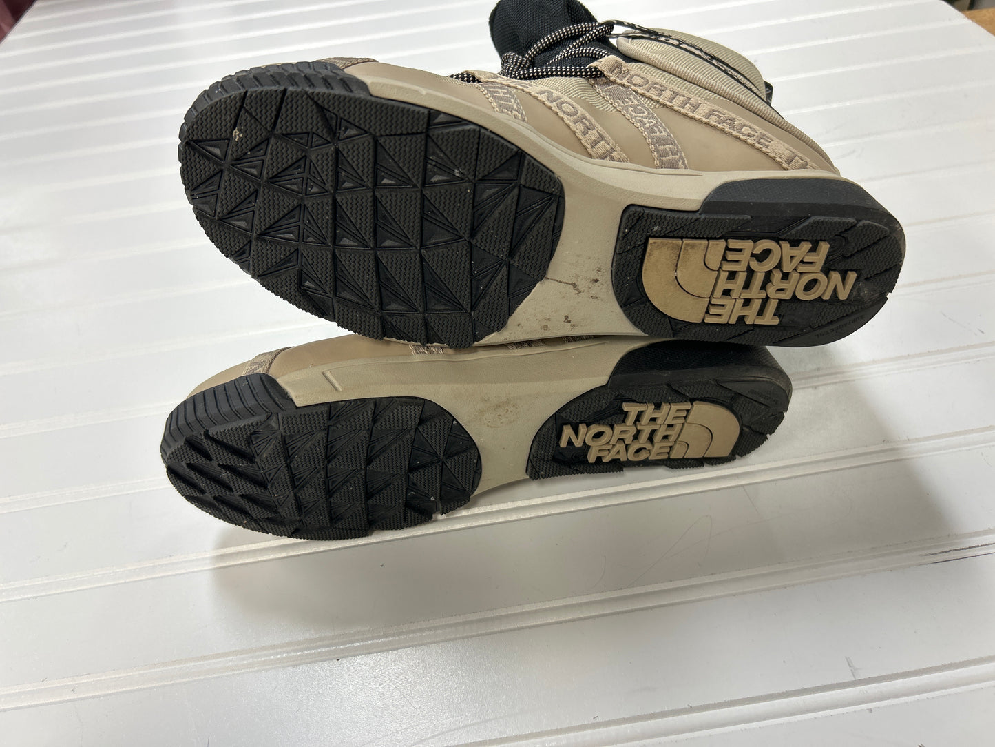 Boots Snow By The North Face In Taupe, Size:8