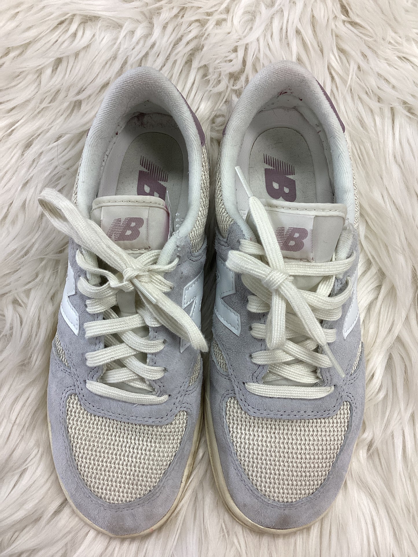 Shoes Sneakers By New Balance In Cream, Size:7