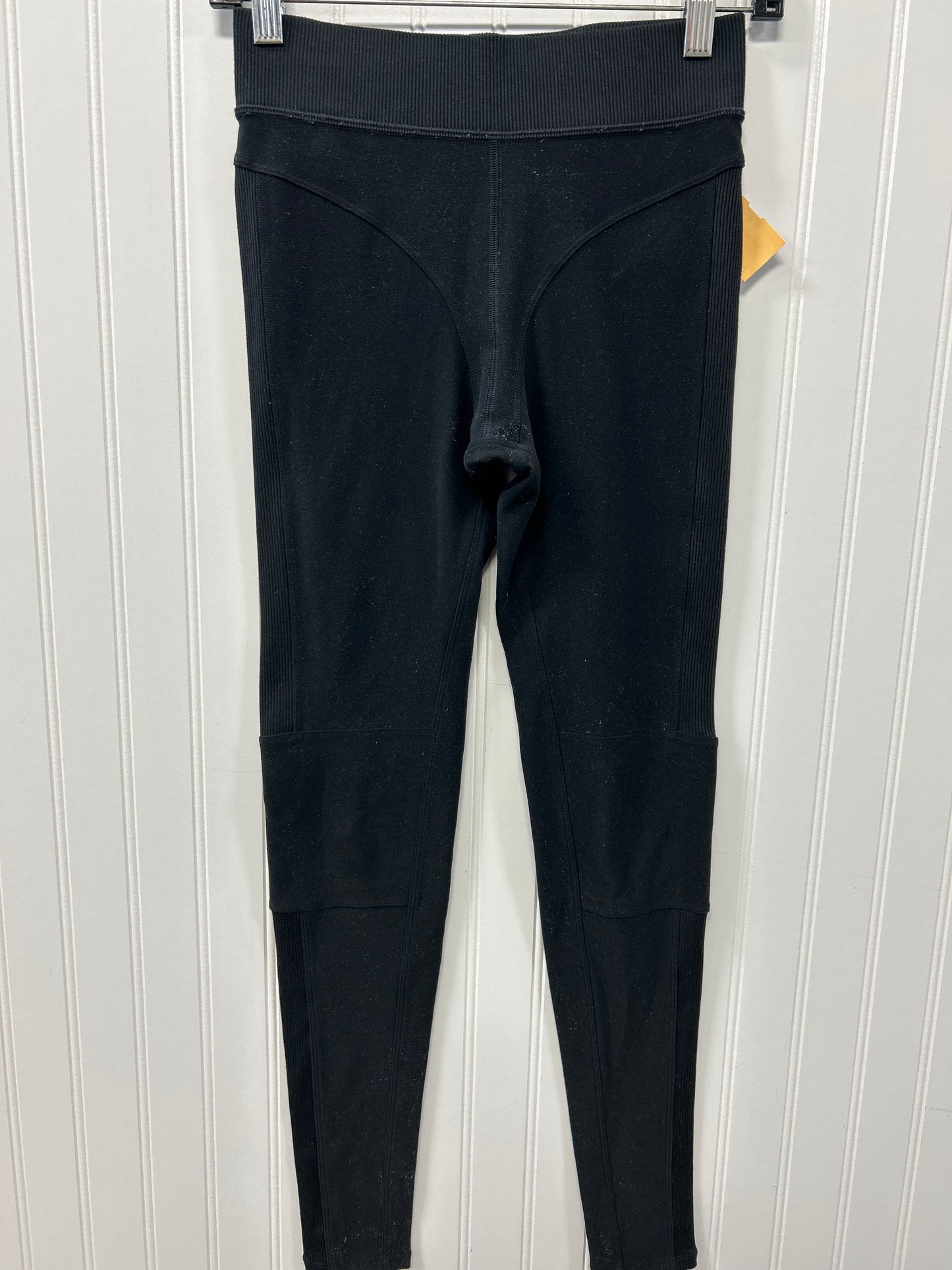 Athletic Leggings By Alo In Black, Size:Xs