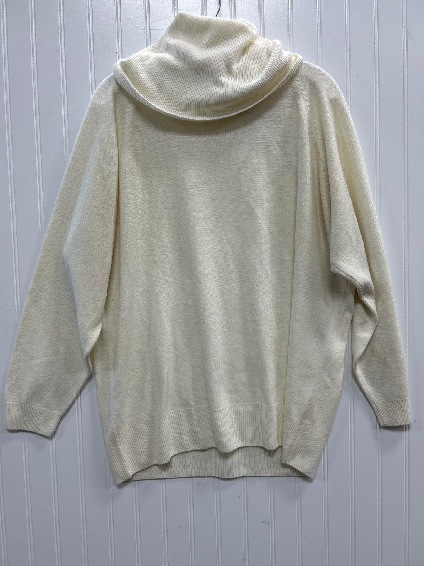 Sweater By Clothes Mentor In Cream, Size:L