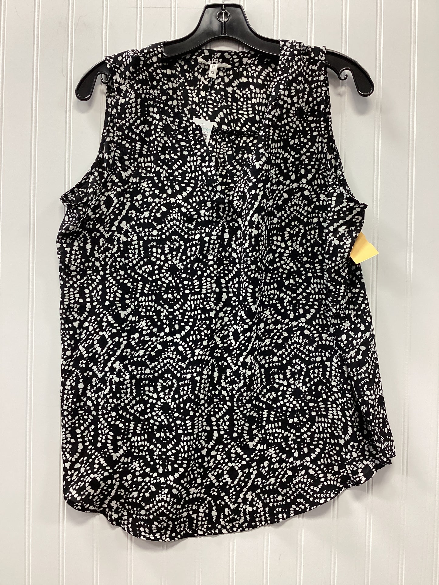 Top Sleeveless By Maurices In Black, Size:Xl NWT
