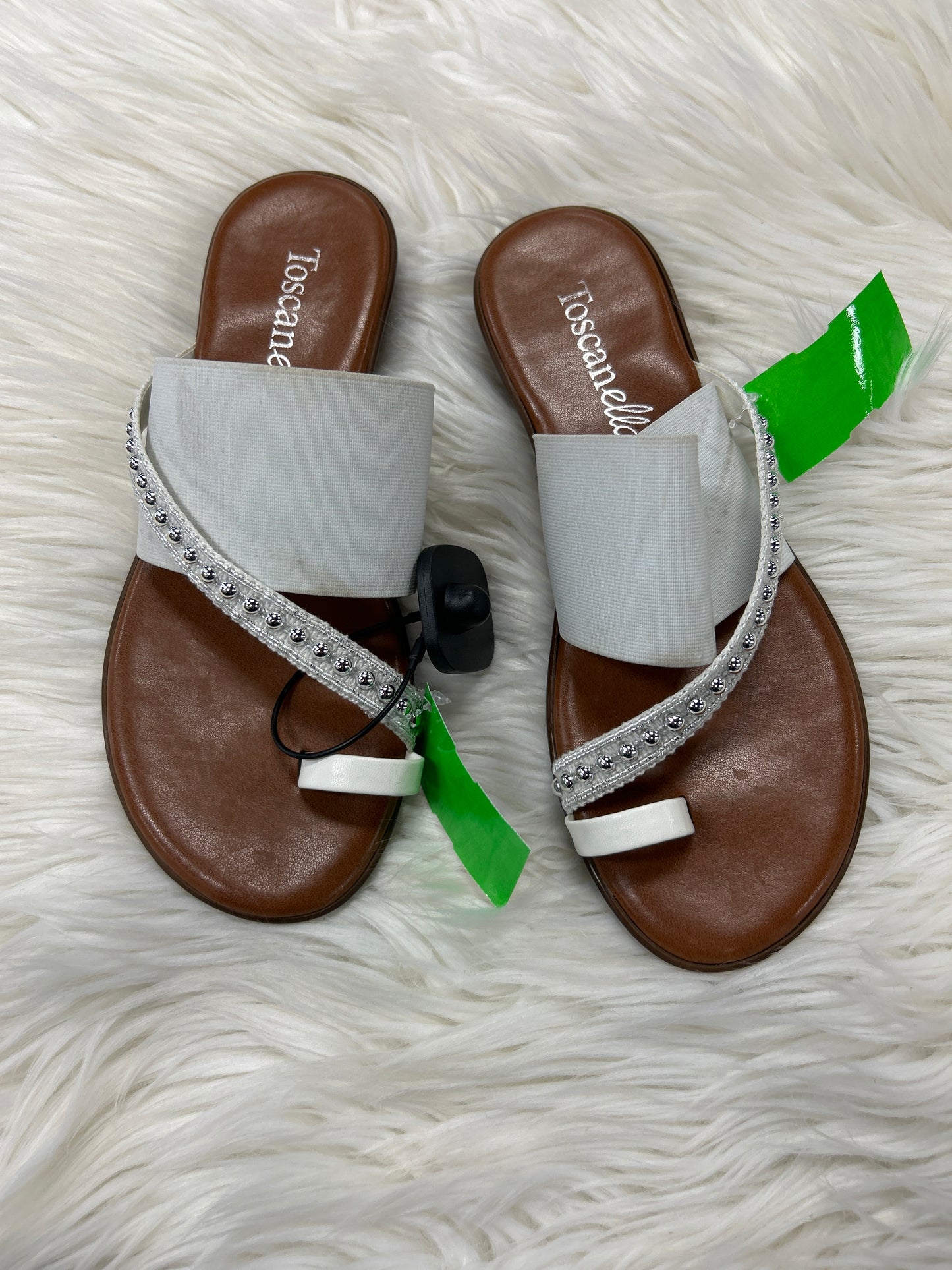 Sandals Flats By Toscanella In White, Size:8
