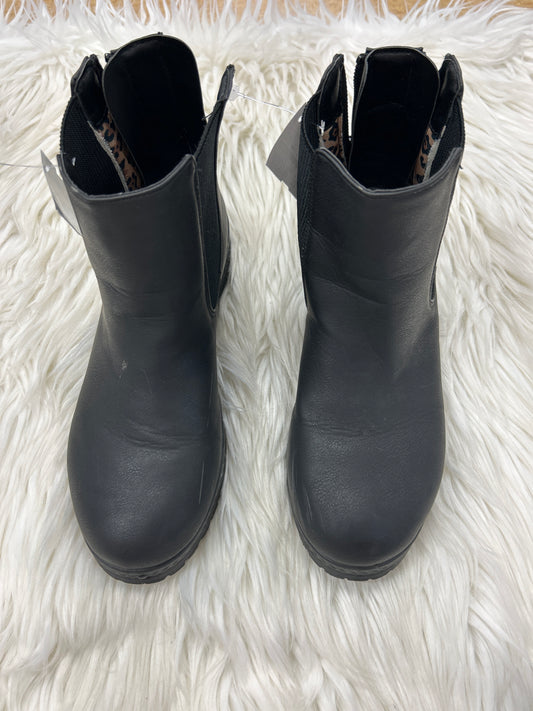 Boots Ankle Flats By Maurices In Black, Size:8