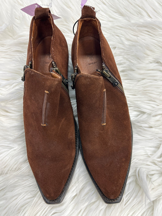 Boots Designer By Frye In Brown, Size:8