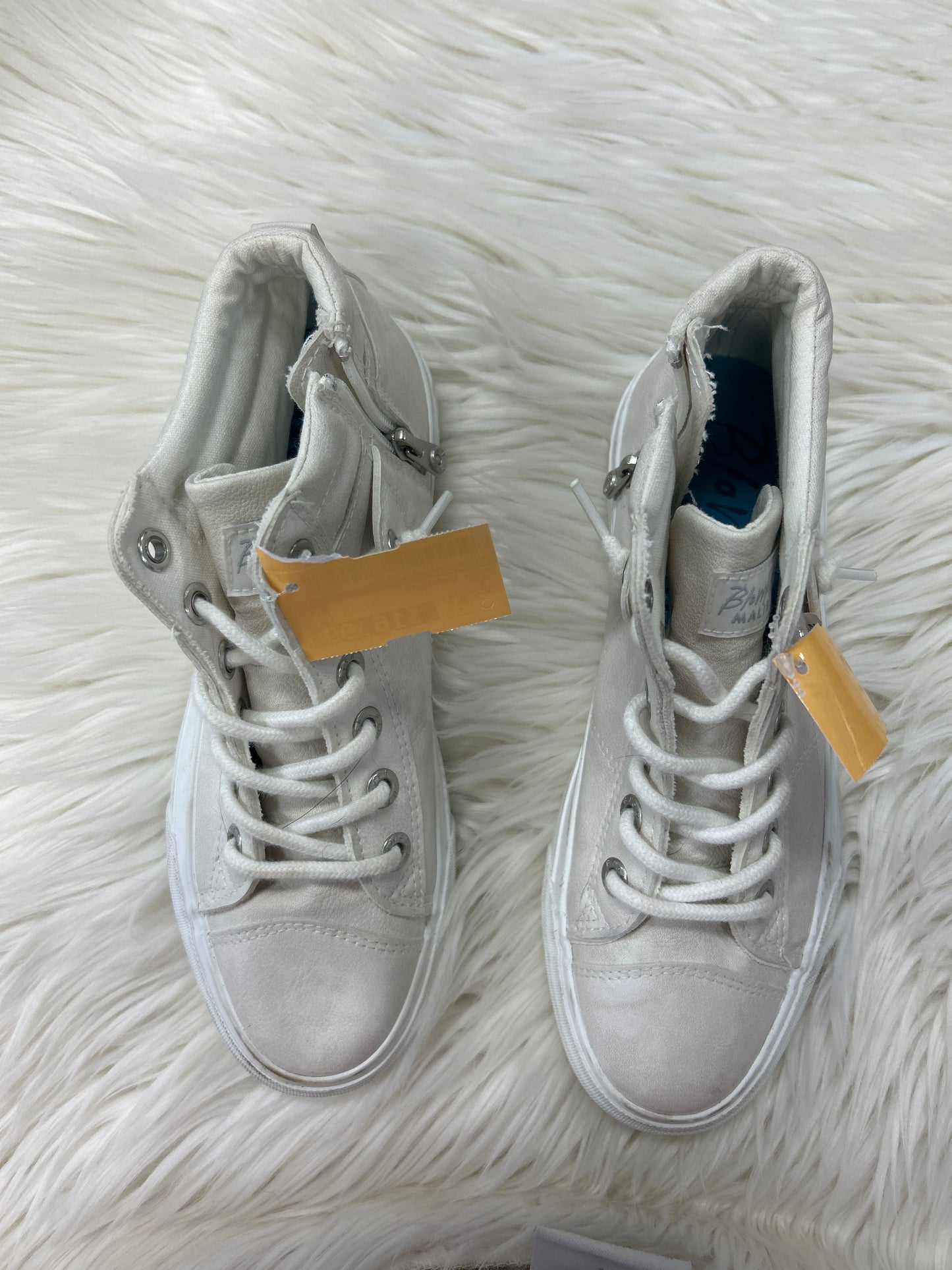 Shoes Sneakers By Blowfish In Cream, Size:7.5