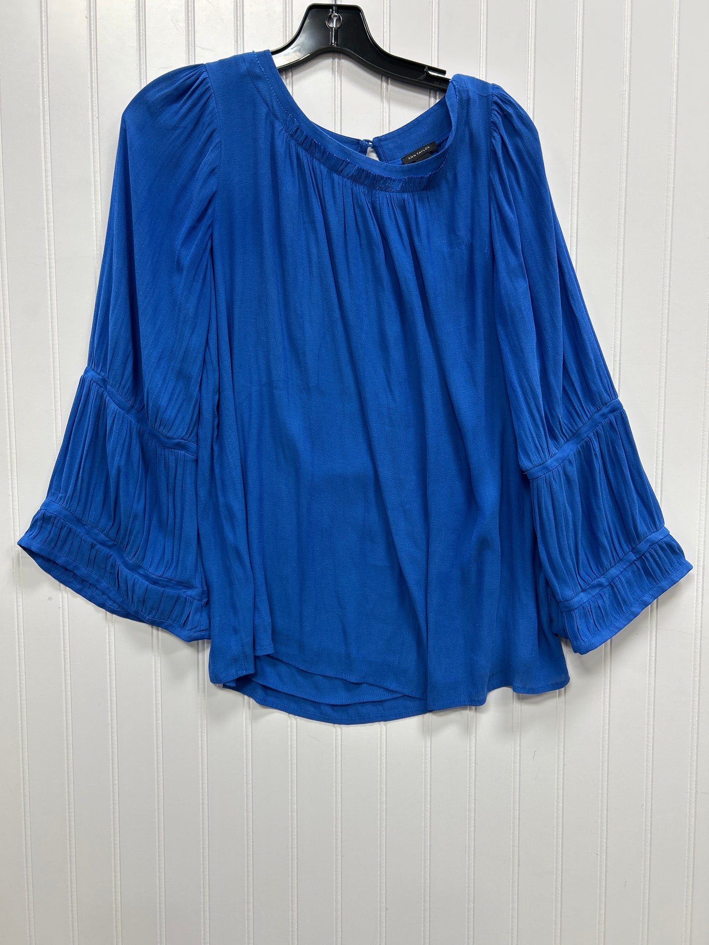 Top Ls By Ann Taylor In Blue, Size:M