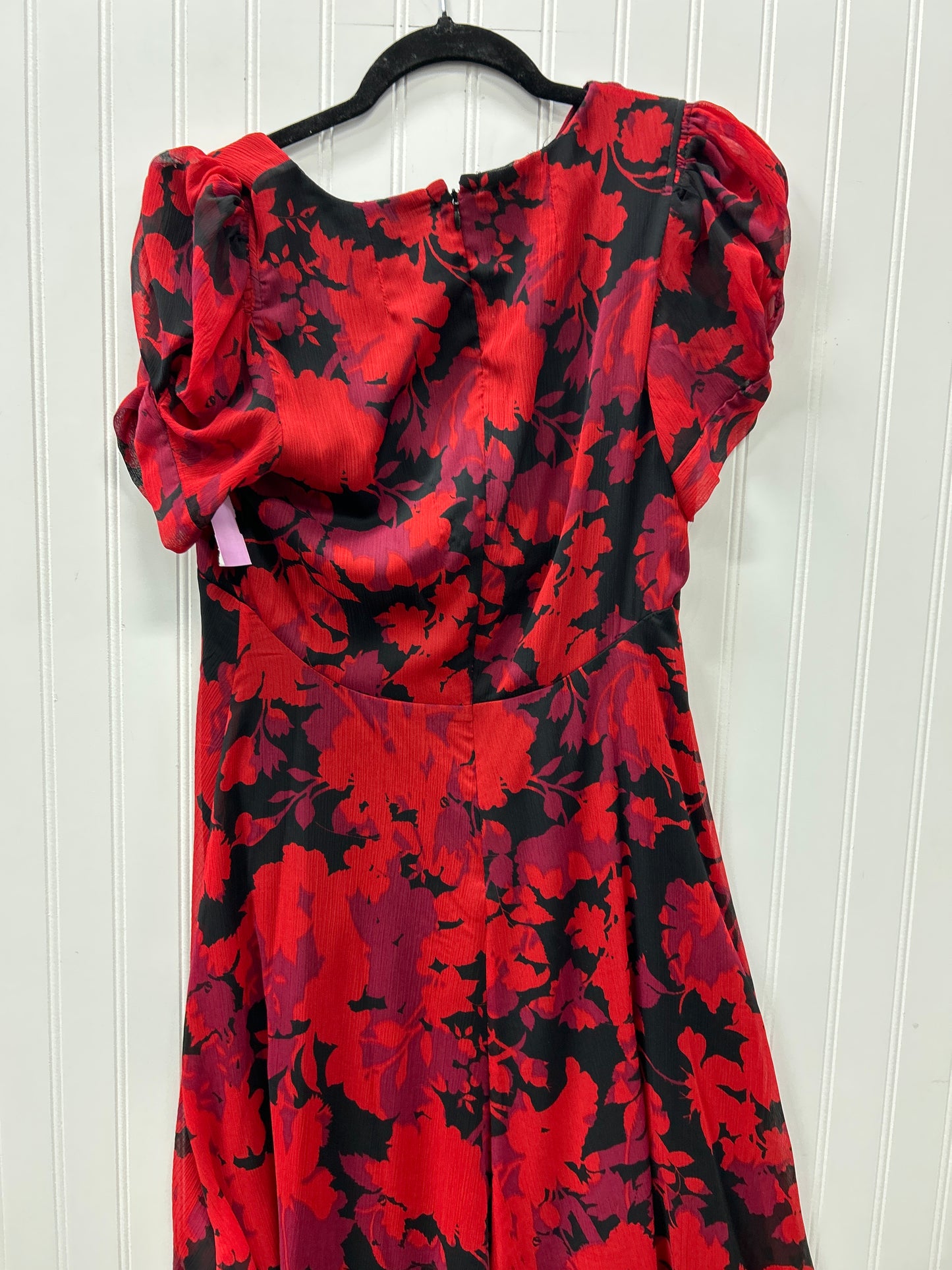 Dress Casual Short By Calvin Klein In Red, Size:6