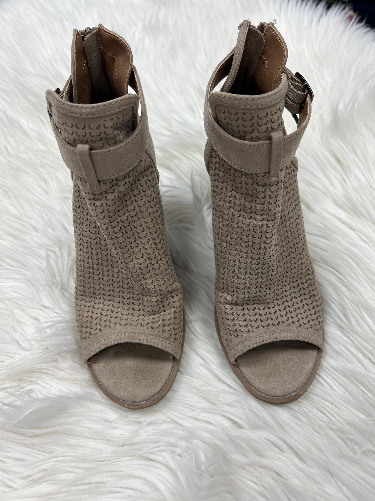 Sandals Heels Block By Universal Thread In Tan, Size:6