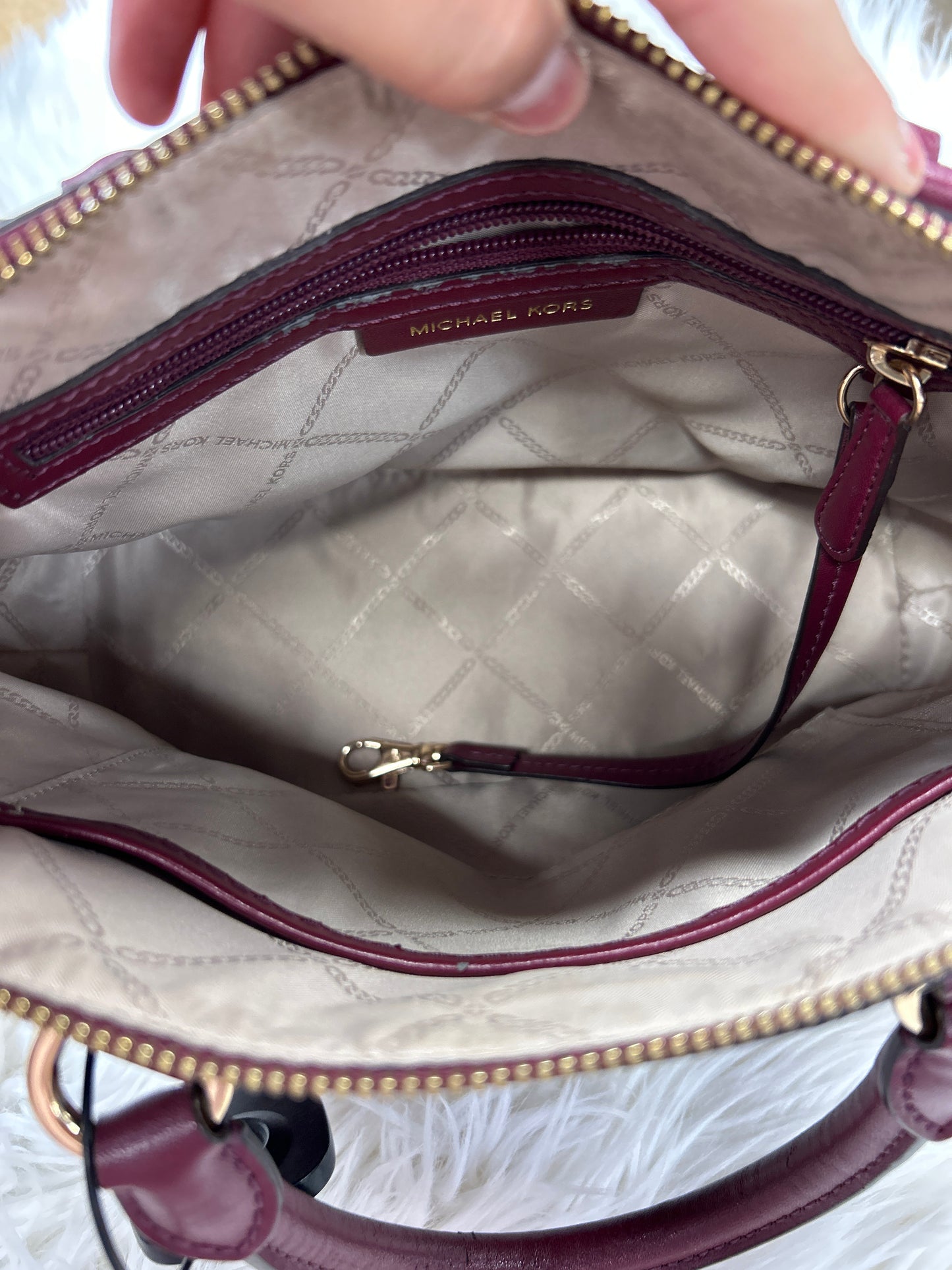 Handbag By Michael Kors In Rainbow Print, Size:Medium