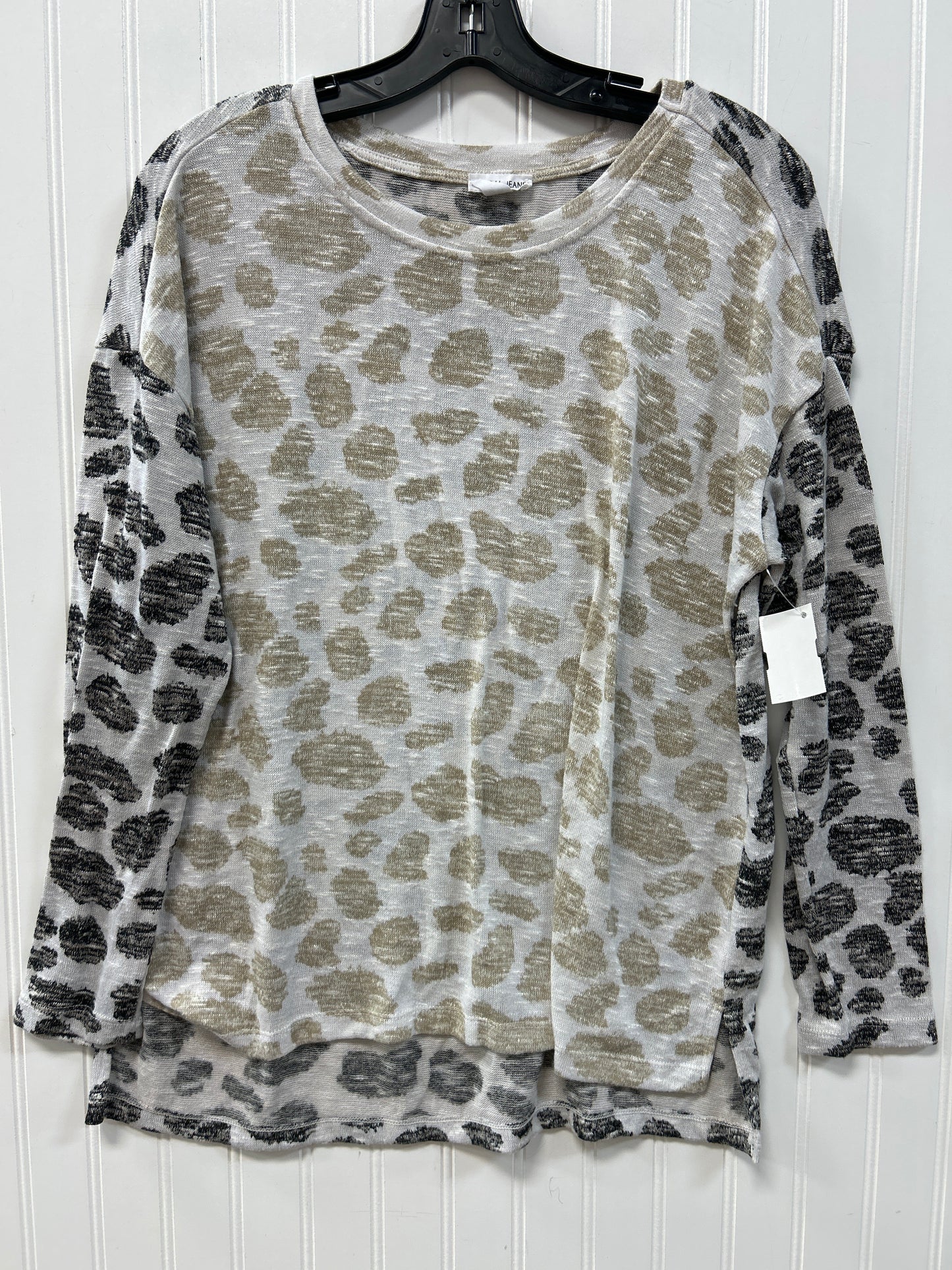 Sweater By Cmc In Grey, Size:L