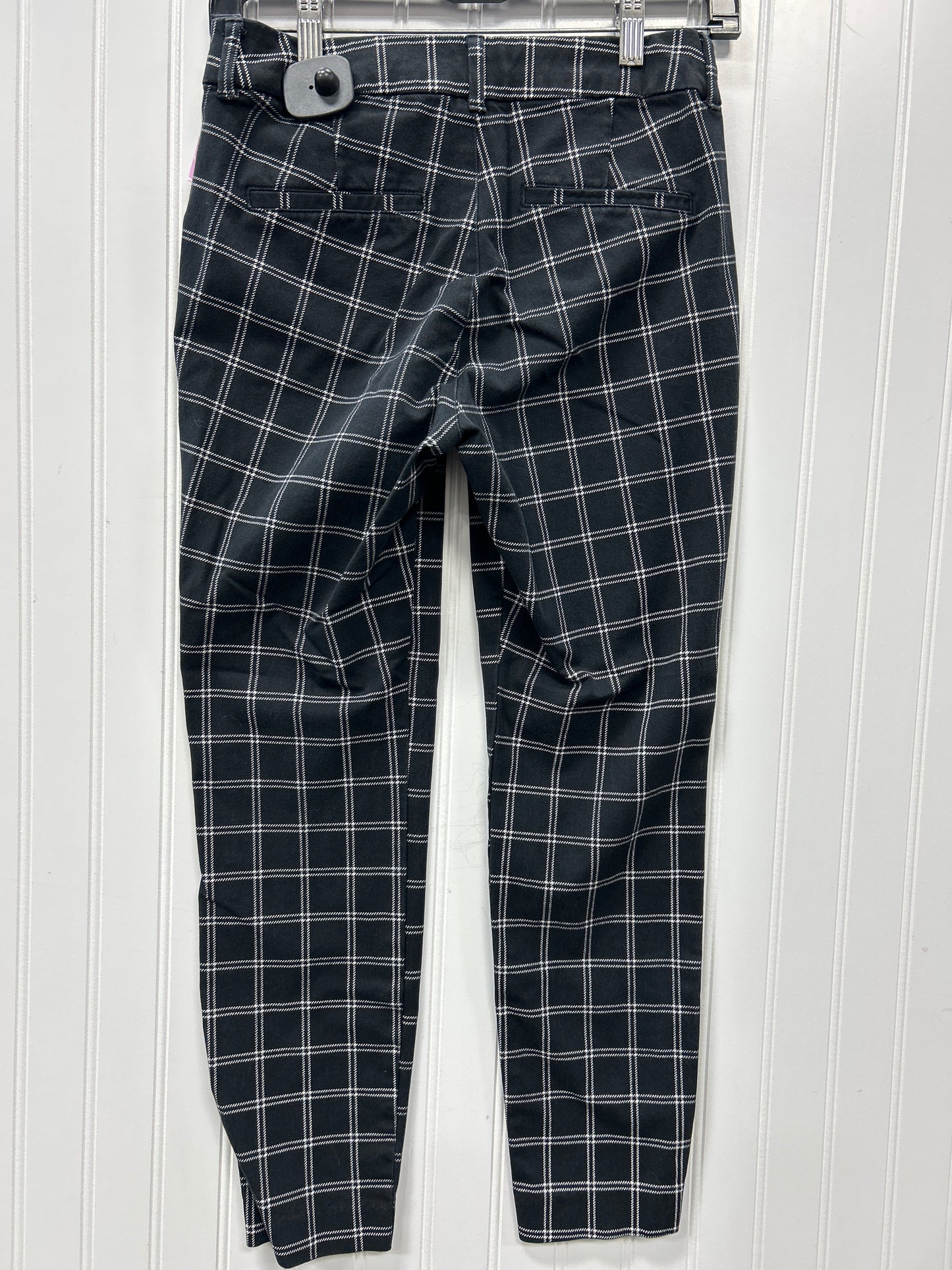 Pants Cropped By Old Navy In Black, Size:2