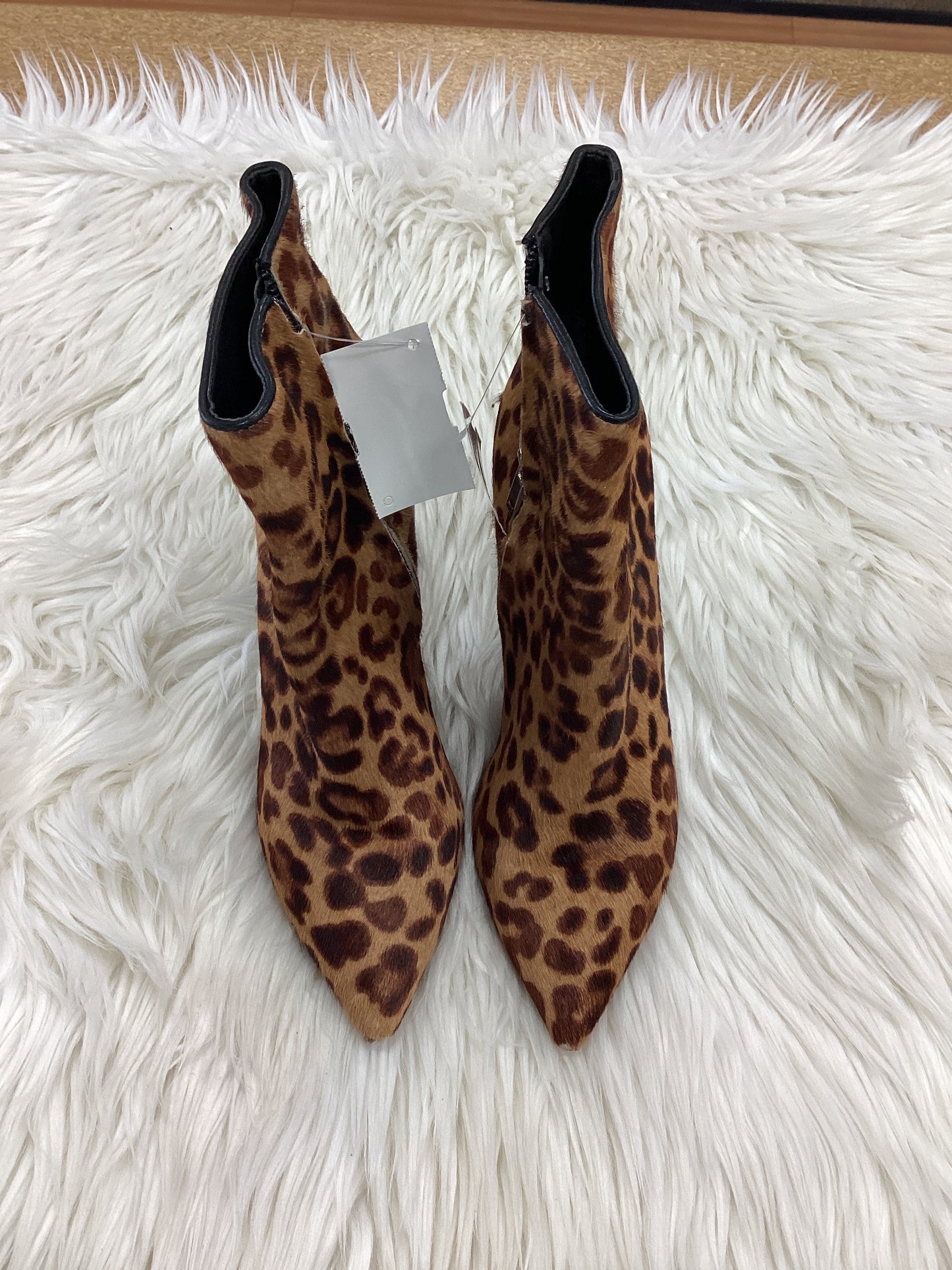 Boots Ankle Heels By Marc Fisher In Animal Print, Size:7