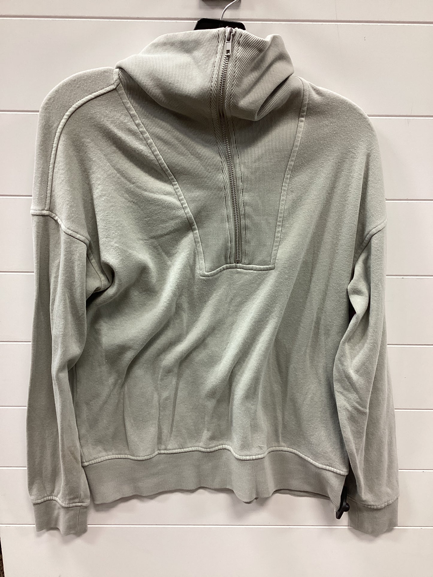 Top Ls By Thread And Supply In Grey, Size:M