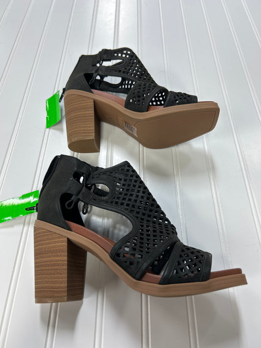 Sandals Heels Block By Mia In Black, Size:6