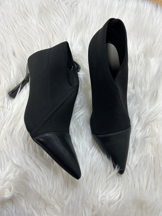 Boots Ankle Heels By Cmc In Black, Size:8