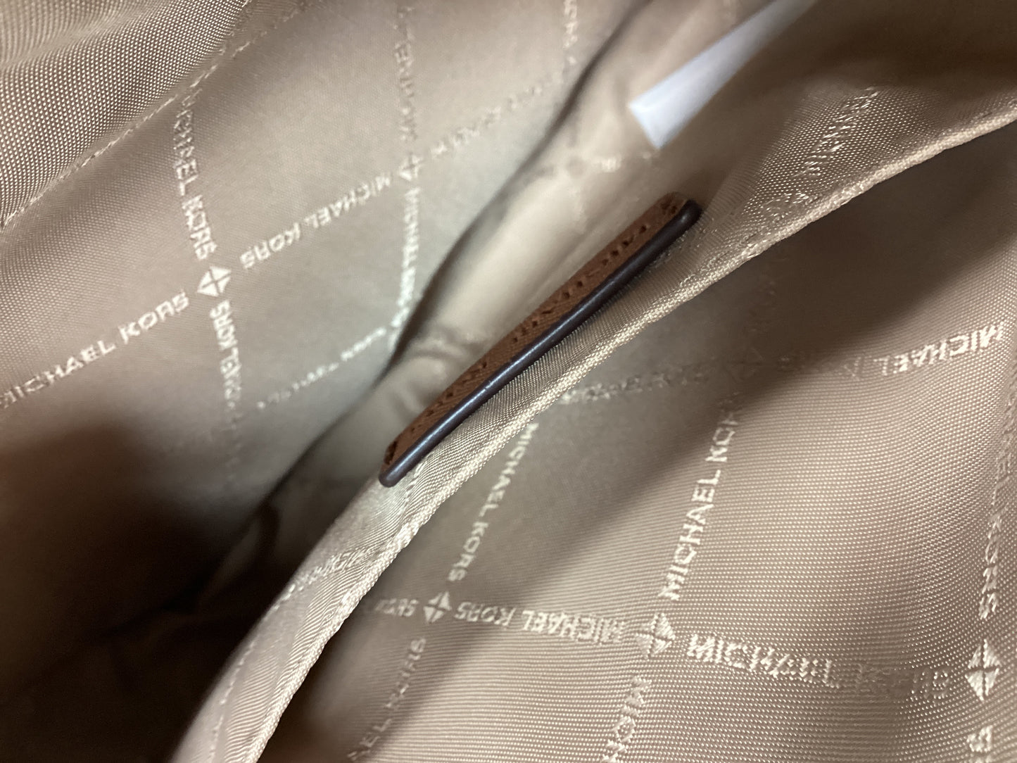 Handbag Designer By Michael Kors In Cream, Size:Medium