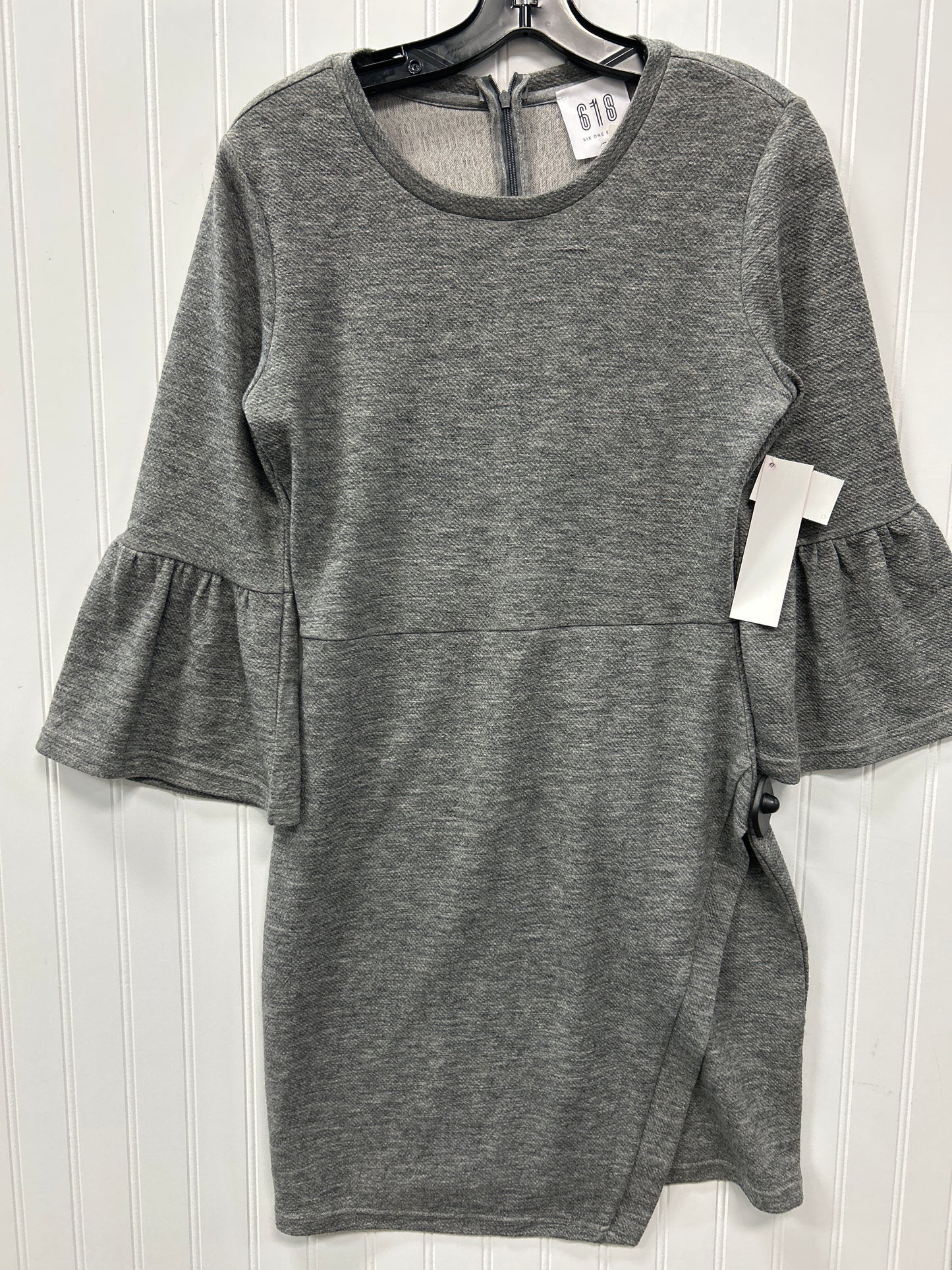 Dress Casual Short By Cmc In Grey, Size:L