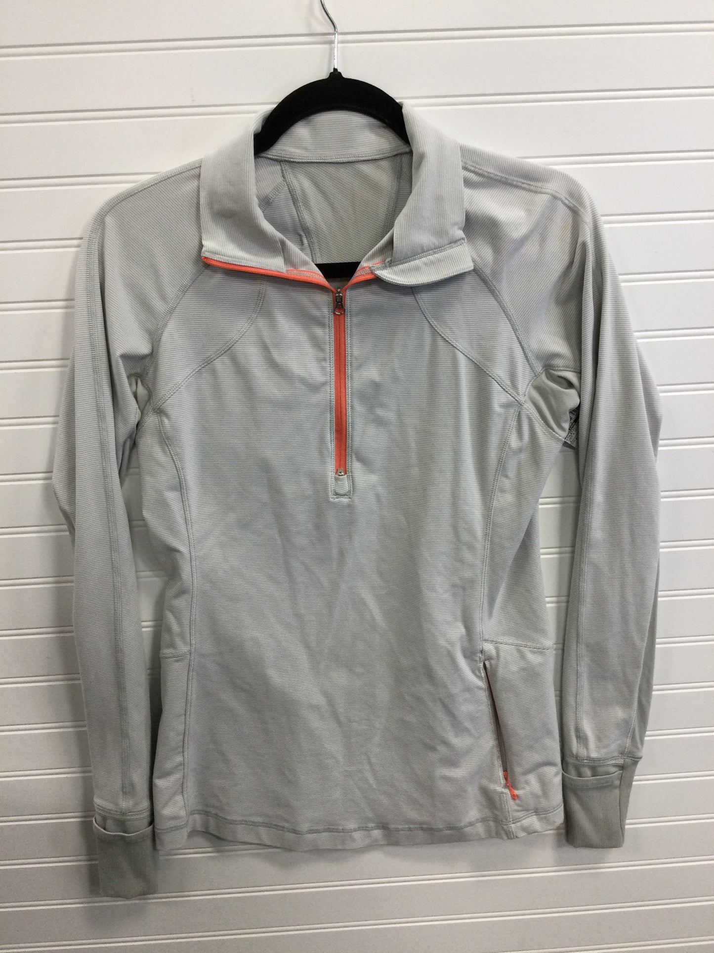 Athletic Top Ls Collar By Lululemon In Grey & White, Size:8