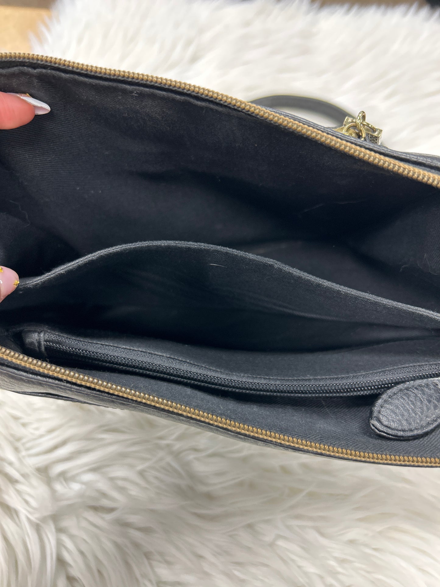 Handbag Leather By Relic In Black, Size:Medium